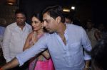 Madhur Bhandarkar, Kareena Kapoor seek Bappa_s blessing for thier film Heroine on 19th Sept 2012 (14).JPG