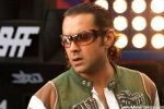 Apne - Bobby Deol - 5.jpg