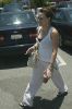 Hilary Duff - Candids, Getting Coffee, Los Angeles, CA - July 7, 2007 - 5X HQ - 4.jpg