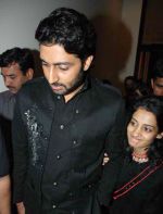 Abhishek Bachchan paints for Khushi at the Hlton Hotel - Abhishek Bachchan, Namrata Bachchan - 10.jpg