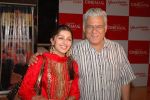 Bhumika Chawla, Om Puri at the premiere of Yaariyan (1).jpg