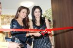 Glow girls Amrita  Arora and Sagarika Ghatge launch 51st Kaya skin clinic in Malad on Jan 30th 2008 (20).jpg