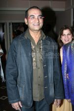 Abhijeet at Rahul Nanda_s birthday at Hilton on Feb 2nd 2008 (50).jpg