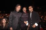 Akshaye Kumar with Vivek & Suresh Oberoi at the MAX Stardust Awards 2008 on 27th Jan 2008 (71).jpg