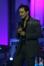 Saif Ali Khan at Race music launch on the sets of Amul Star Voice Chotte Ustaad in Film City on Feb 4th 2008 (38).jpg