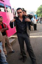 Saif Ali Khan at Race music launch on the sets of Amul Star Voice Chotte Ustaad in Film City on Feb 4th 2008 (5).jpg