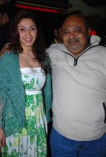 Diyva Khosla, Saurabh Shukla at the premiere of Mithiya at PVT on Feb 7th 2008 (92).jpg