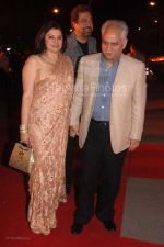 Ramesh sippy,Kiran Juneja at Jodhaa Akbar premiere at IMAX WADALA on 14th feb 2008 (97).jpg