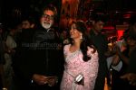 Amitabh Bachchan, Aishwarya Rai at Jodhaa Akbar Premiere(9).jpg