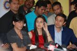 Shahrukh Khan,Priety  Zinta at IPL auction meet in Hilton on Feb 20th 2008(37).jpg