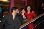 Kamal Hassan,Akshara Hassan,Gowthami  t the launch of Rollingstone magazine in Hard Rock Cafe on Feb 27th 2008(56).jpg