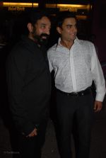 Madhavan,Kamal Hassan at the launch of Rolligstone magazine in Hard Rock Cafe on Feb 27th 2008(70).jpg