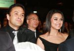 Ness Wadia,Preity Zinta at Fair One 53rd Filmfare Awards in Mumbai on Feb 28th, 2008(31).jpg