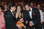 Shahrukh Khan,Vidya Balan,Saif Ail Khan at Fair One 53rd Filmfare Awards in Mumbai on Feb 28th, 2008(15).jpg