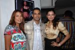 Viveka babajee with Upen Patel and Gauhar Khan at the launch of Ice model management with a brunch in association with Peroni in Olive on 2nd march 2008(158).jpg