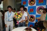 Sonu Nigam records song Punjabi Please with winners of Big 92.7 FM in Big Fm studios on March 3rd 2008(18).jpg