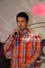 Aamir Khan at Sixteen Nine International Film Festival in Pravin Gandhi college of management on March 4th 2008(38).jpg