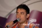 Aamir Khan at Sixteen Nine International Film Festival in Pravin Gandhi college of management on March 4th 2008(43).jpg