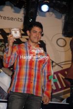Aamir Khan at Sixteen Nine International Film Festival in Pravin Gandhi college of management on March 4th 2008(62).jpg