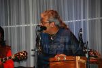 Hariharan at fund raise event for poor musicians at the Nehru Centre on March 7th, 2008 (2).jpg