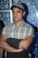 Aamir Khan at Valu in Cinemax on March 8th 2008(5).jpg