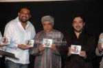 Samar Khan,Javed Akhtar with Adnan sami at Shaurya music launch in Cinemax on March 10th 2008(48).jpg