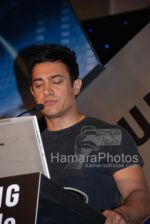 Aamir Khan announced as the brand ambassador of Samsung Mobile in  Hilton on March 12th 2008(21).jpg