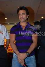 Saif Ali Khan at Chevrolet press conference in Taj Land_s End on March 12th 2008(11).jpg