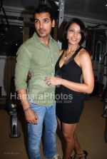 John Abraham, Bipasha Basu at the launch of WATSON FITNESS in Khar Danda on March 13th 2008(13).jpg