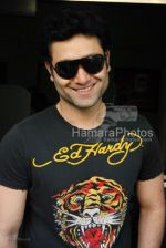 Shiney Ahuja on the sets of film Hijack at Poison on March 15th 2008 (35).jpg
