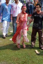 Divya Dutta at Zoom Holi bash in Mumbai  in Dariya Mahal, Versova on March 22nd 2008(43).jpg