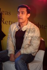 Aamir Khan at the Madison Innovation foundation event in Hilton on March 19th 2008(1).jpg