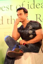 Aamir Khan at the Madison Innovation foundation event in Hilton on March 19th 2008(34).jpg