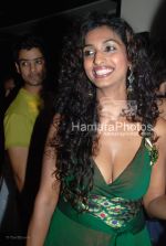 Sandhya Shetty at Holi Ke Rang bash in Vie Lounge on March 19th 2008(13).jpg