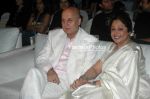 Anupam Kher with Kiron Kher at the Summer 2007 first look in The Club on March 25th 2008(4).jpg