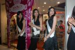 Femina Miss India contestants promote Liberty footwear in Inorbit Mall on March 27th 2008(36).jpg