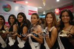 Femina Miss India contestants promote Liberty footwear in Inorbit Mall on March 27th 2008(47).jpg