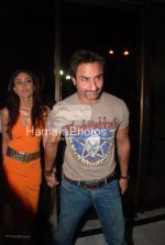 Saif Ali Khan, Kareena Kapoor at Manish Malhotra Show in LIFW on 29th 2008(2).jpg