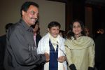 Dilip Vengsarkar with wife Manali and Dev Anand at promotional book event hosted by Vijay Kalantri in Taj Land_s End on March 30th 2008(3).jpg