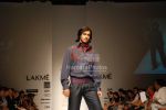 Model at Lakme Fashion Week Ramp Walk for Krishna Mehta on March 29th 2008(21).jpg