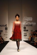 Model at Lakme Fashion Week Ramp Walk for Krishna Mehta on March 29th 2008(31).jpg