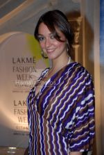 at Nandita Mahtani show in Lakme India Fashion Week on March 31th 2008(6).jpg