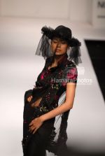 Model walks on the ramp for Sanjay Malhotra in Lakme Fashion week on April 2nd 2008(14).jpg