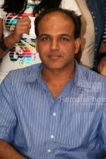 Ashutosh Gowariker at Special screening of Jodhaa Akbar in  Famous Studio on April 4th 2008(10).jpg