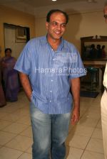 Ashutosh Gowariker at Special screening of Jodhaa Akbar in  Famous Studio on April 4th 2008(11).jpg