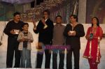 Satish Shah,Aman Siddiqui,Amitabh Bachchan,Vivek Sharma,Ravi Chopra,Juhi Chawla  at Chhote Ustad finals (8).jpg