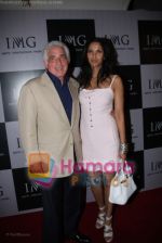 Tred Frtostman with Padma Lakshmi  at IMG BASH in Taj President on April 7th 2008 (2).jpg