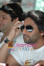 Arshad Warsi at Krazzy 4 press meet in Cinemax on April 9th 2008 (8).jpg