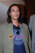Arjun Rampal at the launch of Iconic America book of Tommy Hilfiger in Tommy Hilfiger store, Churchgate on April 11th 2008 (7).JPG