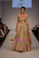Model showcasing Isla Modas designer collection in Grand Finale at Dubai Fashion Week on April 11th 2008 (17).JPG